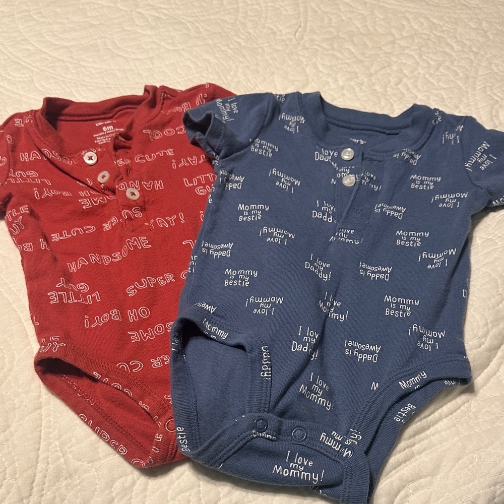 Carter's Red and‎ Blue Bodysuits set